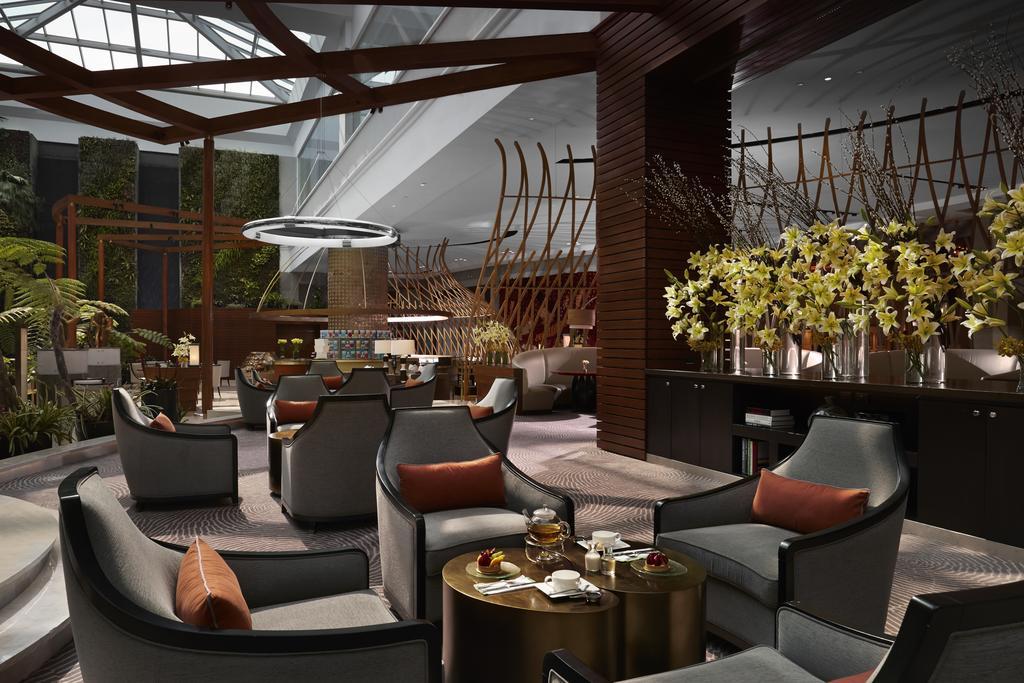 Hotel Solaire Entertainment 5*