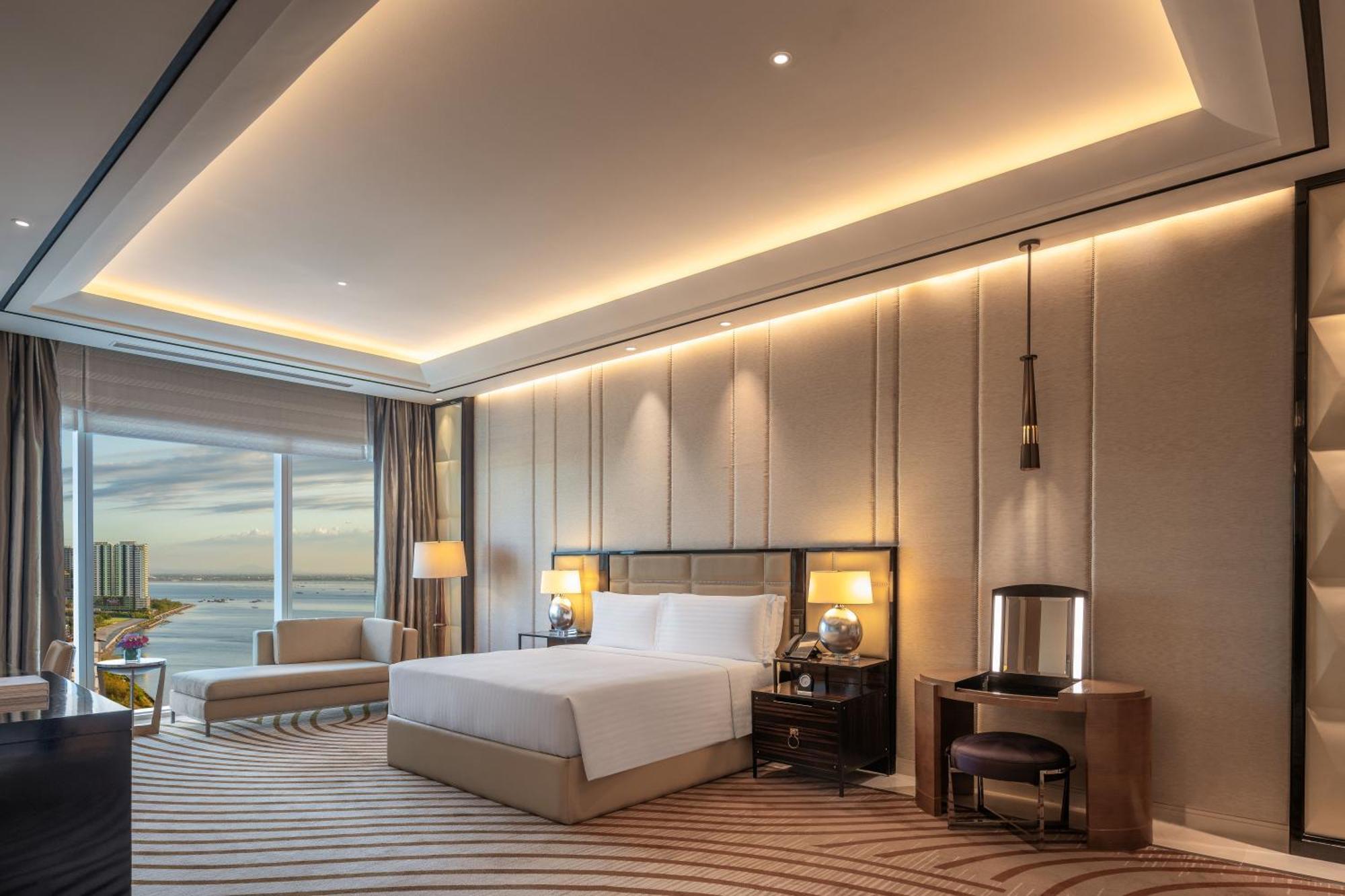 Solaire Entertainment